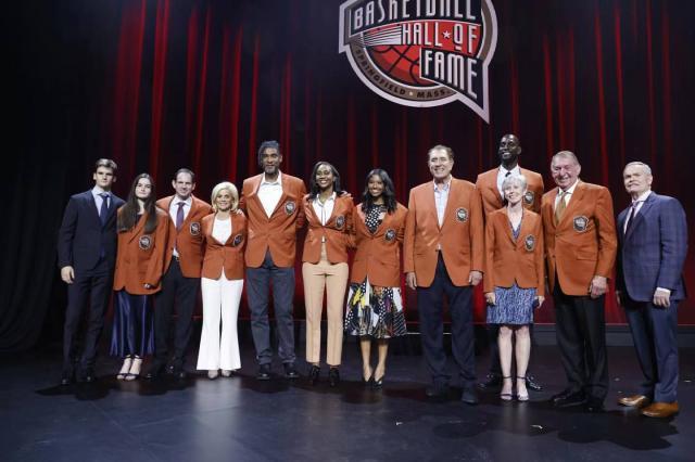 篮球直播-名人堂入选典礼预热 邓肯谈马刺忆科比